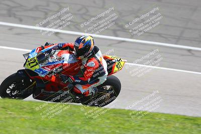 media/Apr-23-2022-Fastrack Riders (Sat) [[cb2d6ae73d]]/LEVEL 3/1115AM TURN 3 AND 4/
